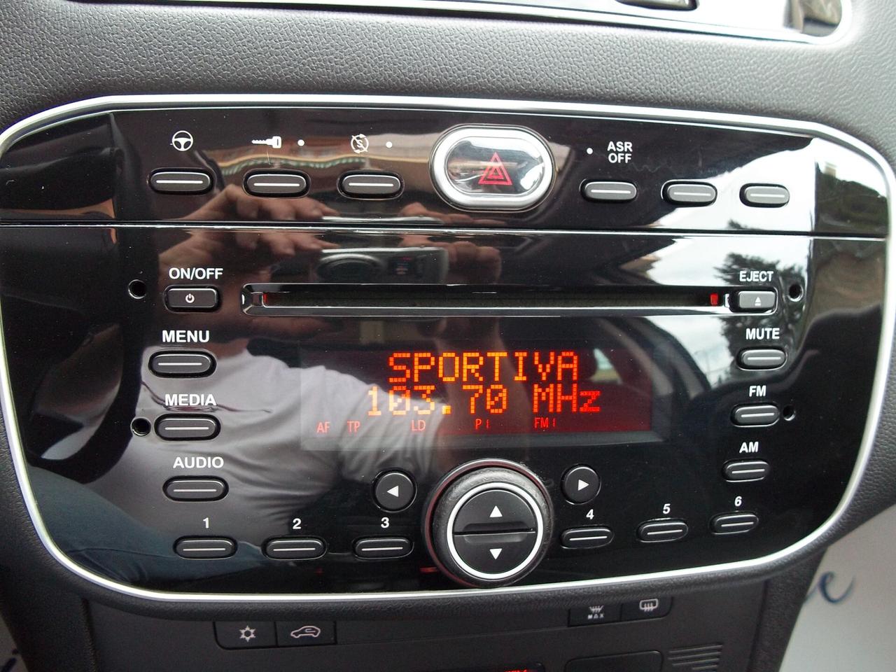 Fiat Punto Sport 1.4 16v Multiair 105cv 3p uniproprietario, Ok neopatentati, E5