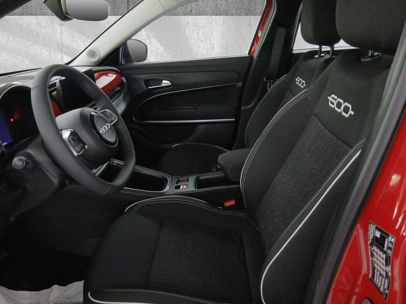 FIAT 600 1.2 hybrid 145cv auto
