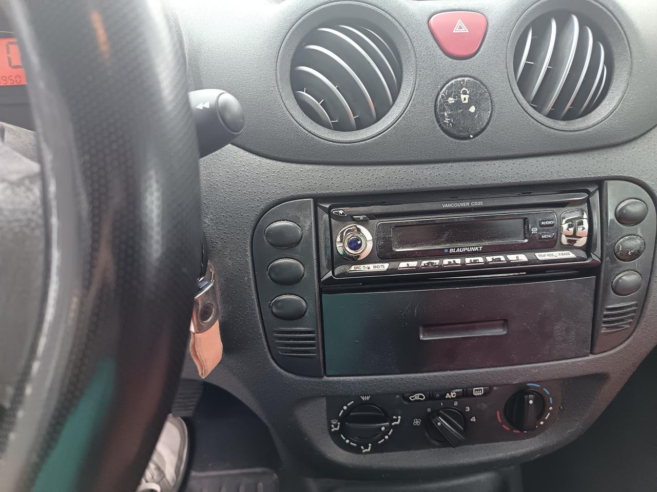 CITROEN C2 1.4 HDi 70CV Elegance