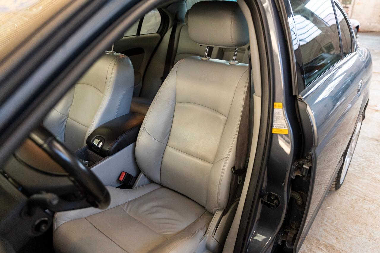 Jaguar S-Type (X202) 4.2 V8 32V cat R