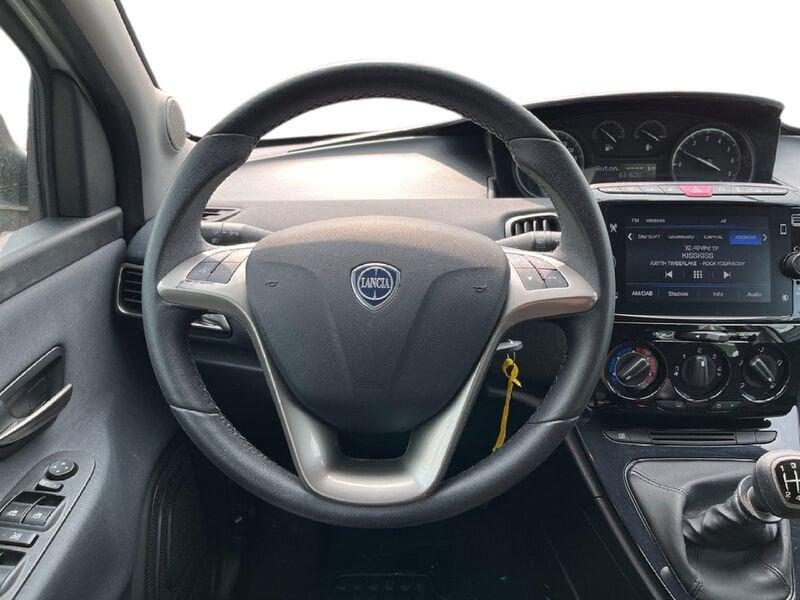 Lancia Ypsilon III 2021 1.0 firefly hybrid Gold s&s 70cv