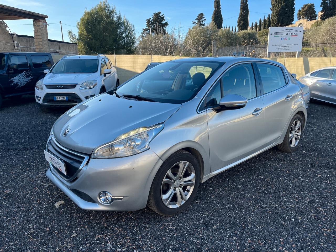 Peugeot 208 PureTech 82 5 porte Allure