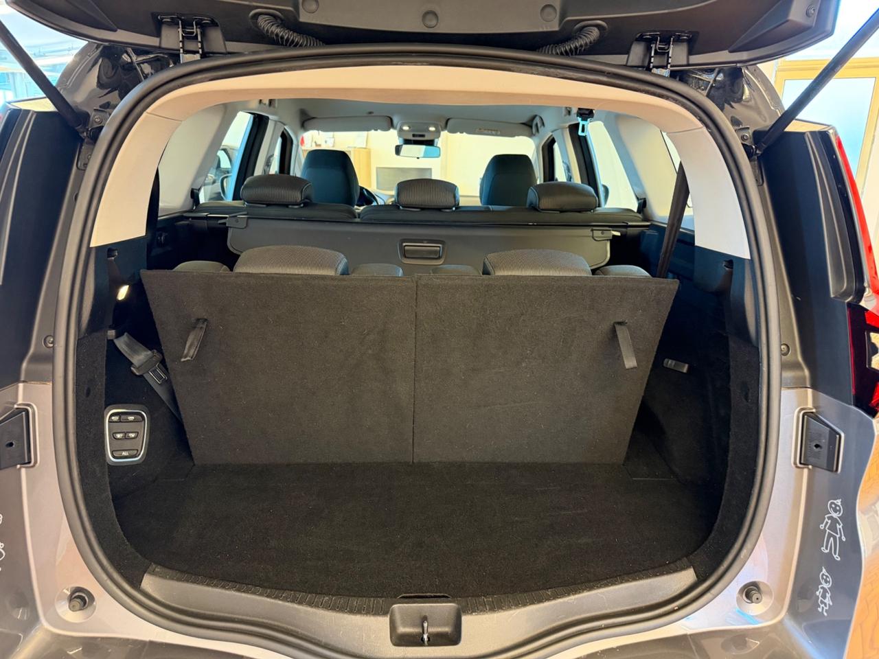 Renault Grand Scenic 7 POSTI OK NEO