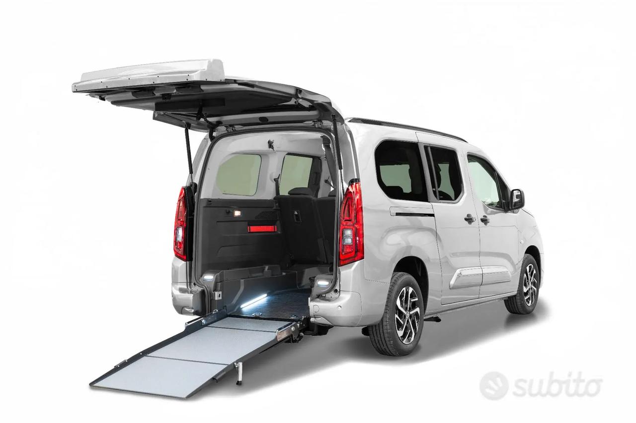 Toyota Proace City 130CV - Pianale ribassato Nuovo