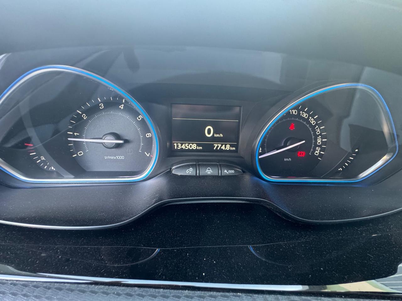 Peugeot 2008 PureTech 82 Access