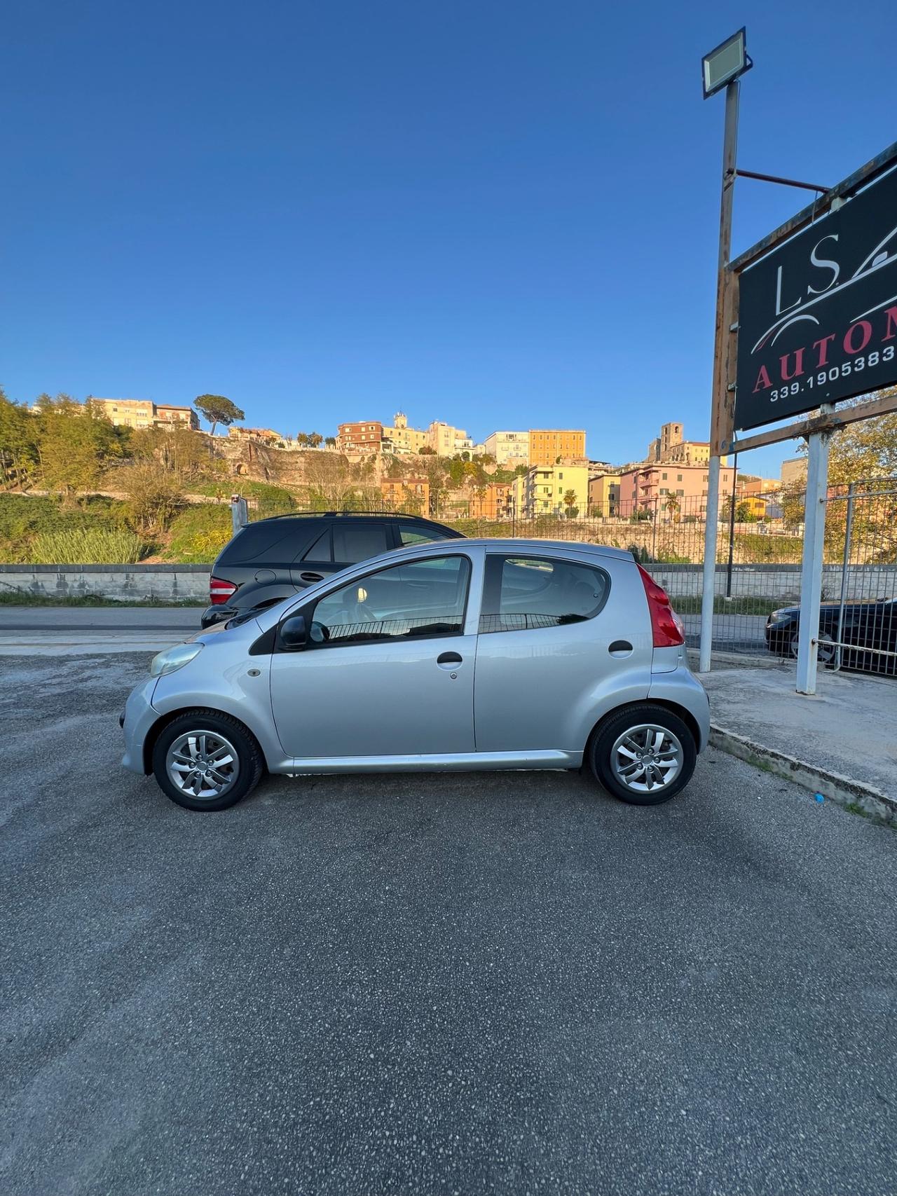 Peugeot 107 1.0 68CV 5p. Desir