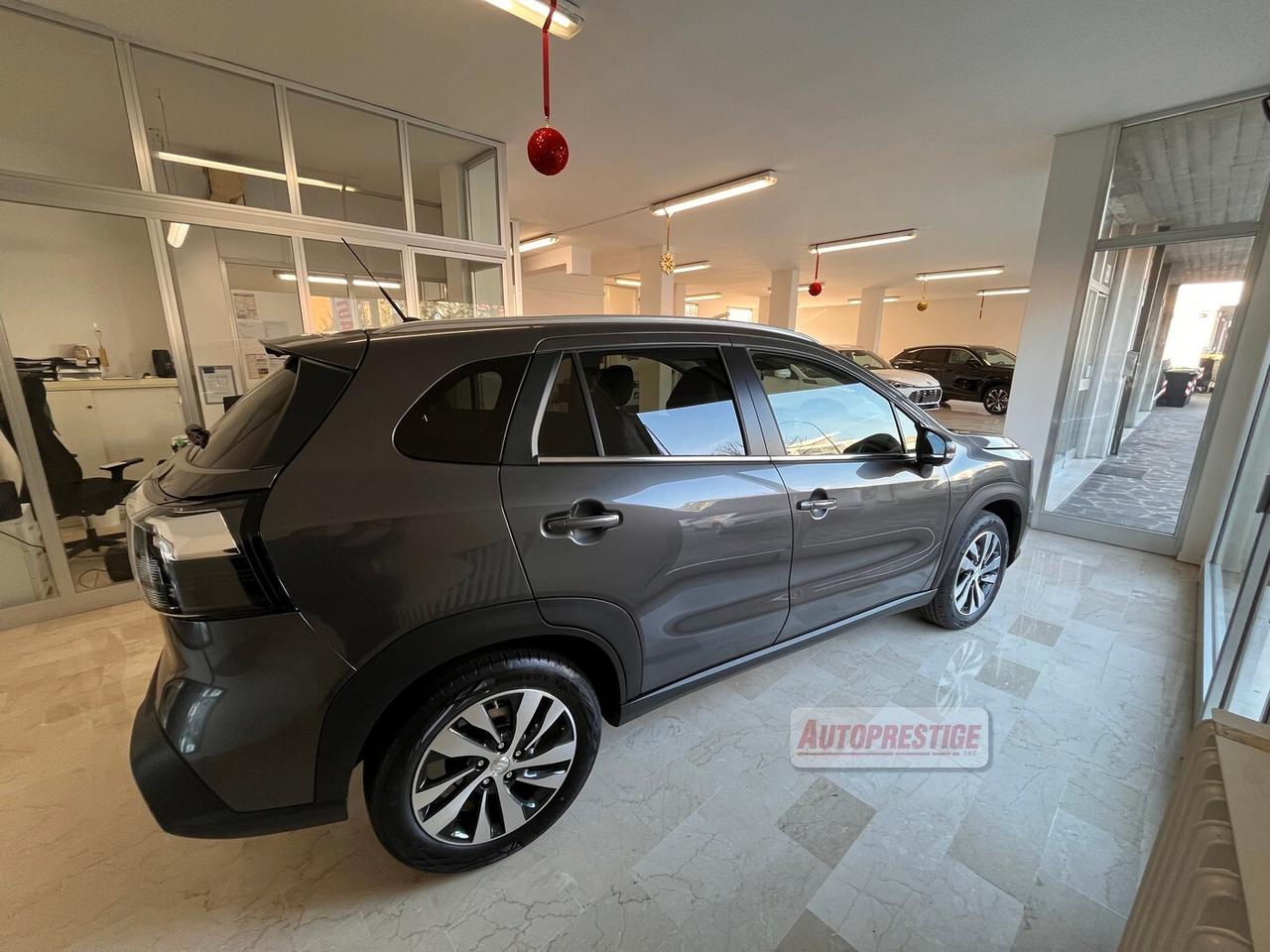 Suzuki S-Cross 1.5 140V Hybrid A/T Starview