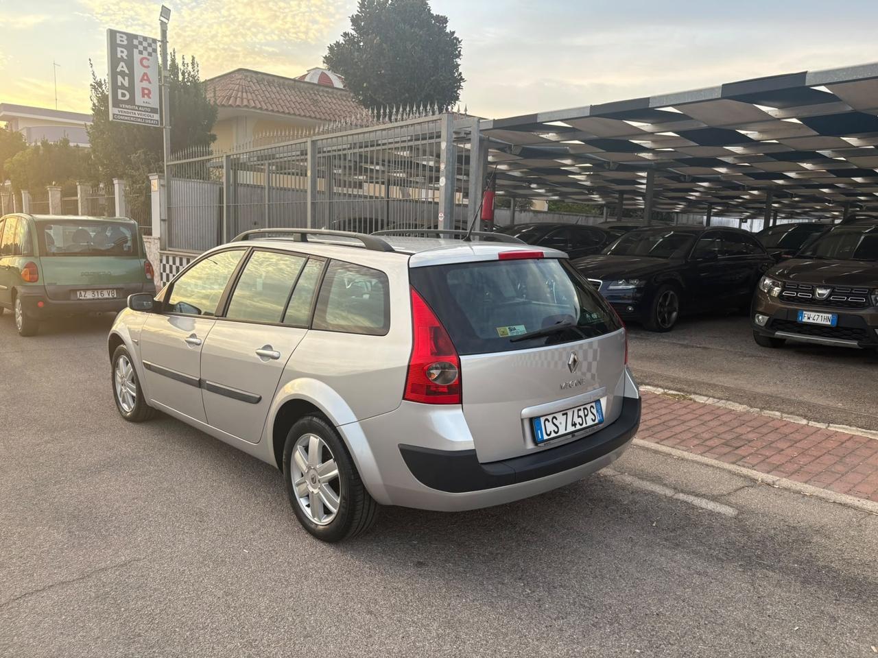 Renault Megane 1600 Sw Dynamique Unipro 2005