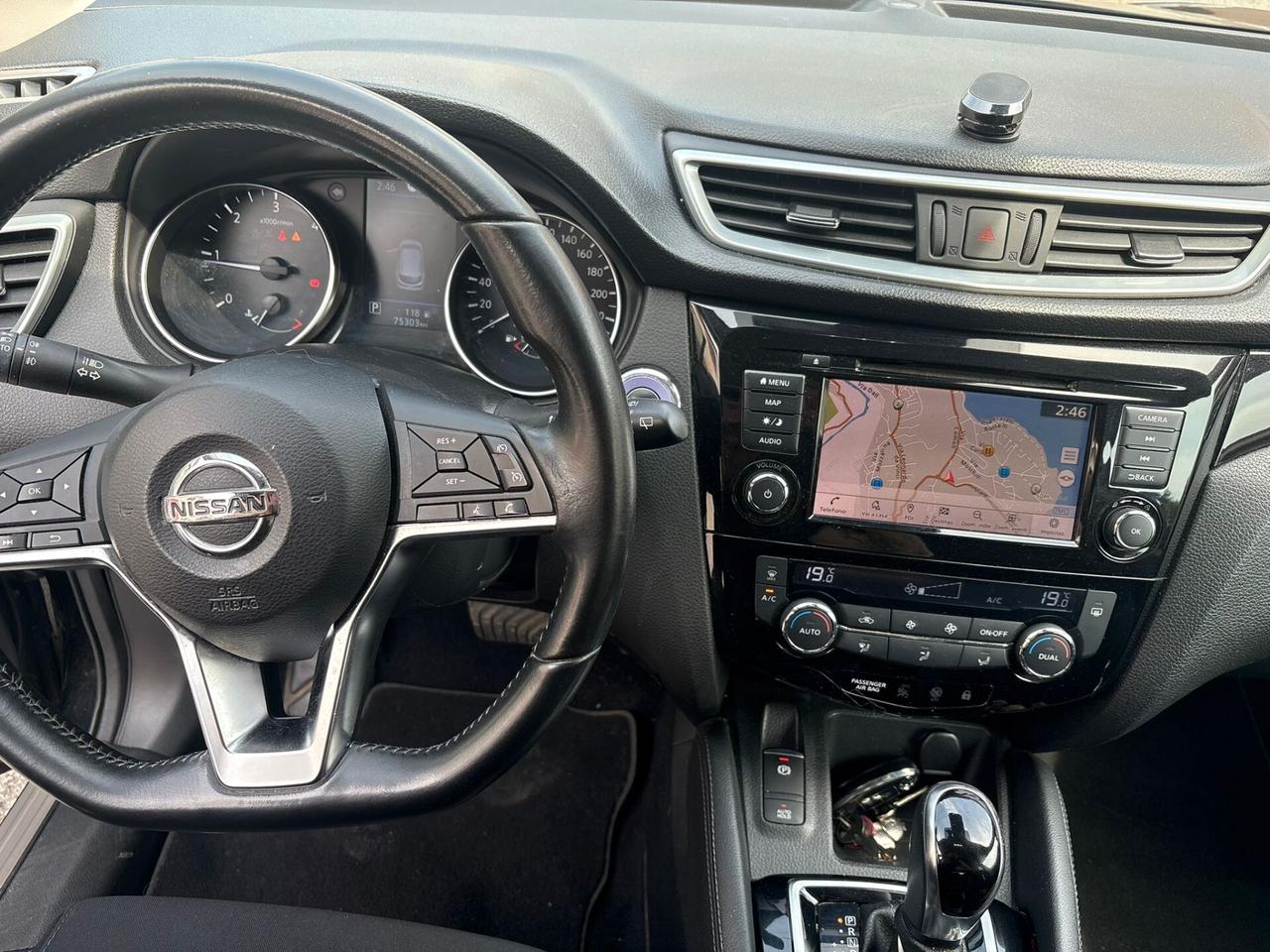 Nissan Qashqai 1.5 Business cambio aut.