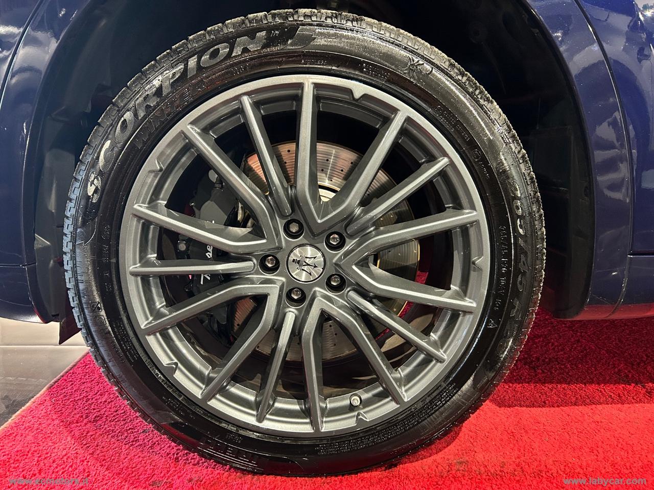 MASERATI Levante V6 Diesel 275 CV AWD Granlusso