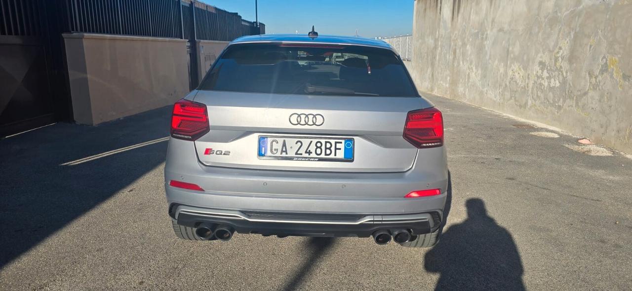 Audi Q2 SQ2 TFSI quattro S tronic sport attitude