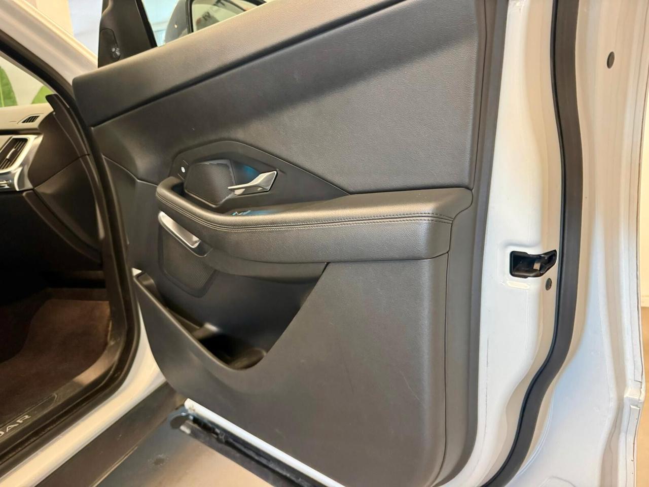 Jaguar E-Pace 2.0D 150 CV R-Dynamic