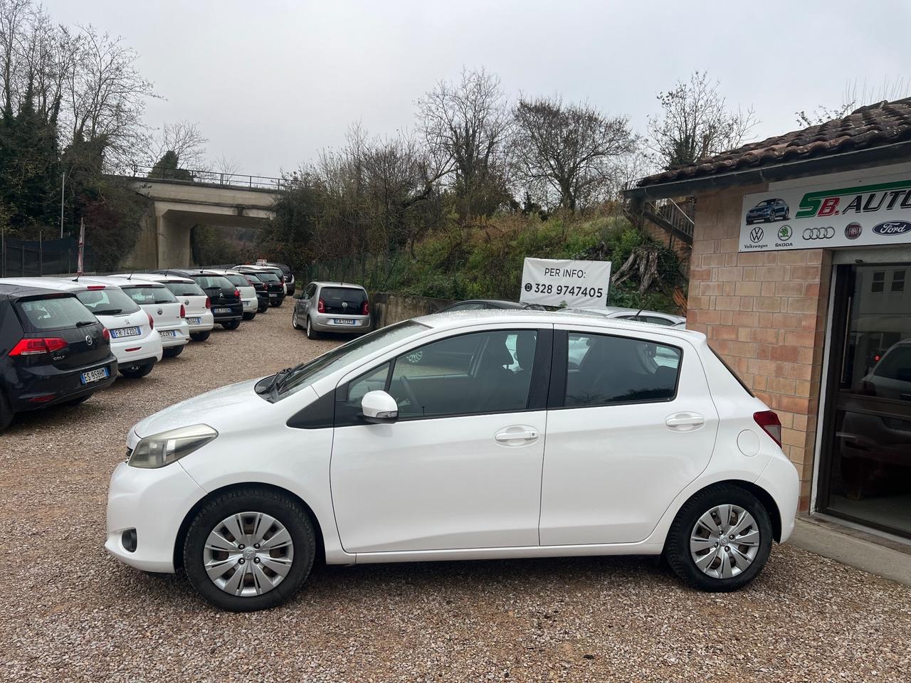 Toyota Yaris 1.0 5 porte