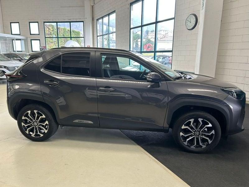 Toyota Yaris Cross 1.5 Hybrid 5p. E-CVT AWD-i Trend - PROMO SIRONIAUTO+