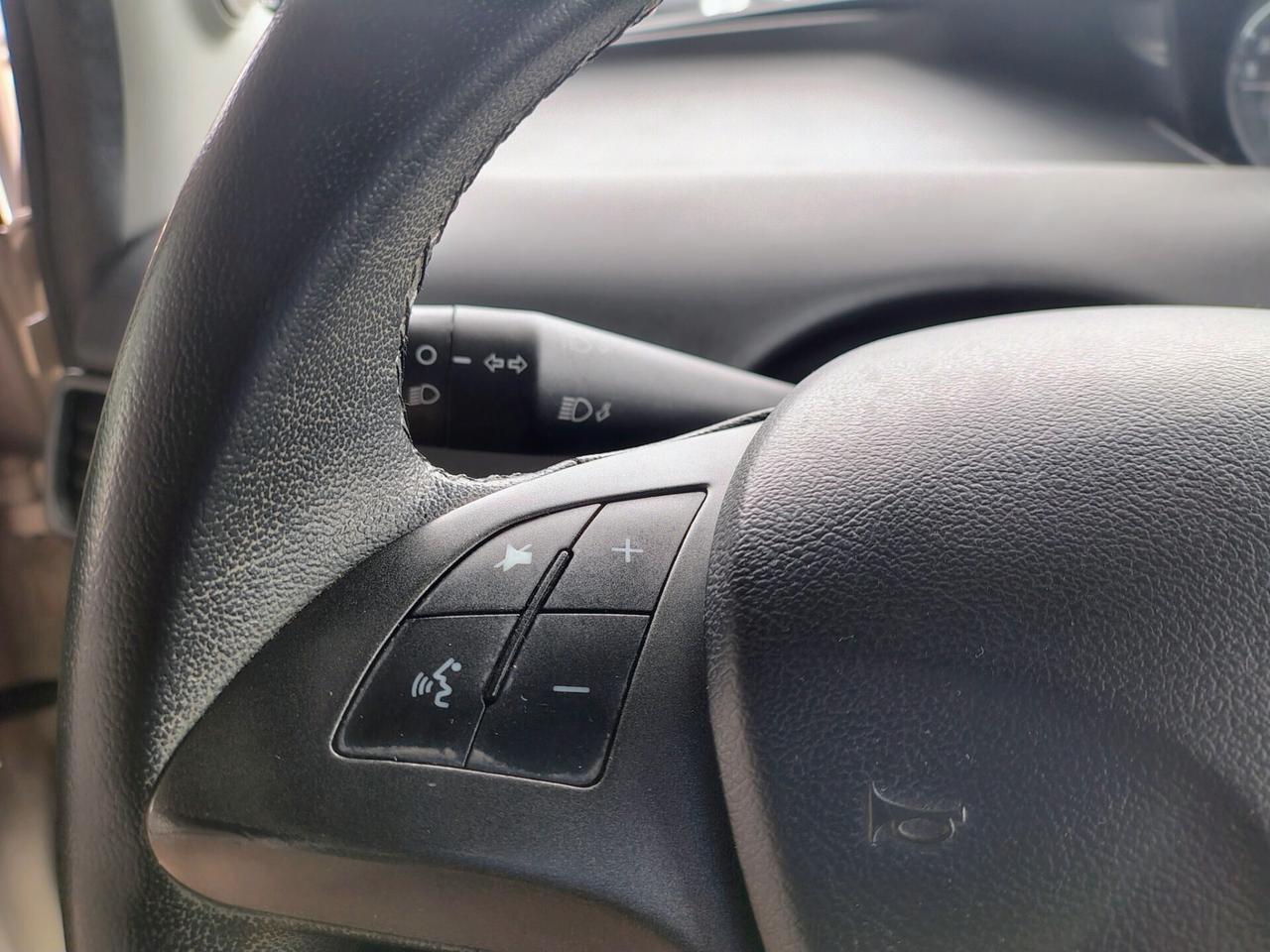 Lancia Ypsilon 1.2 69 CV 5 porte Platinum