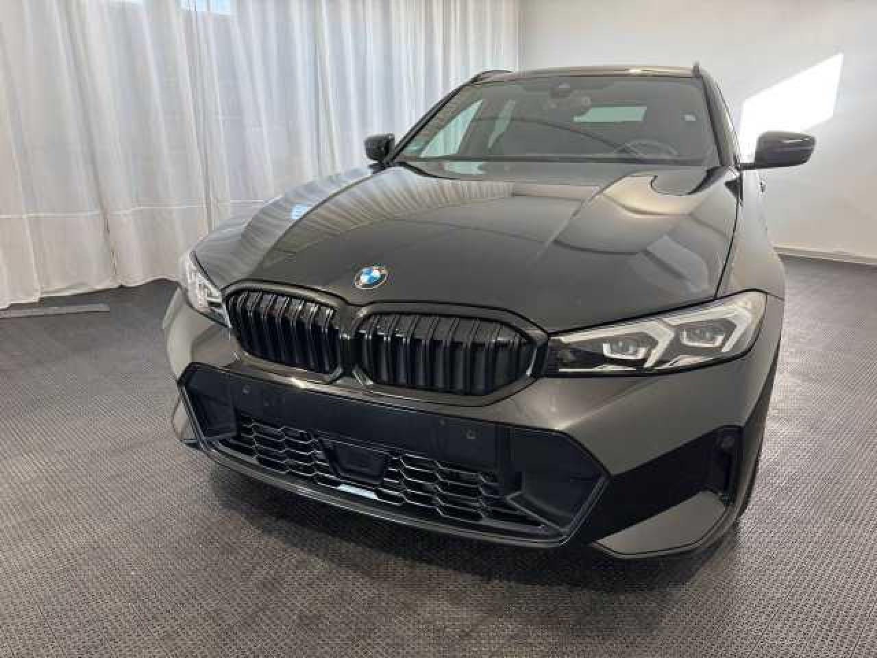 BMW 320 Touring mhev 48V xdrive Msport auto