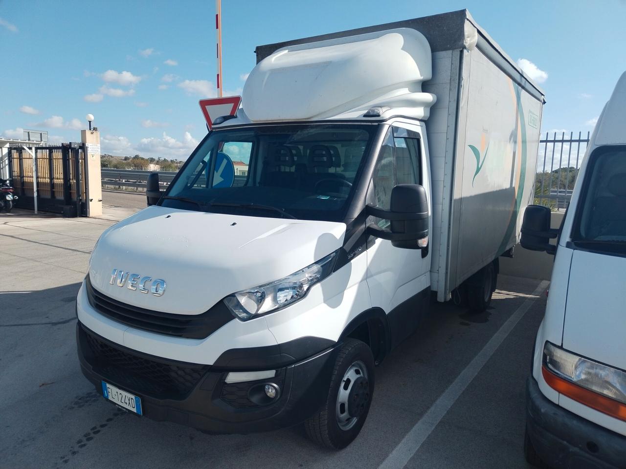 Iveco Daily 35c12 2017 centinato alla francese