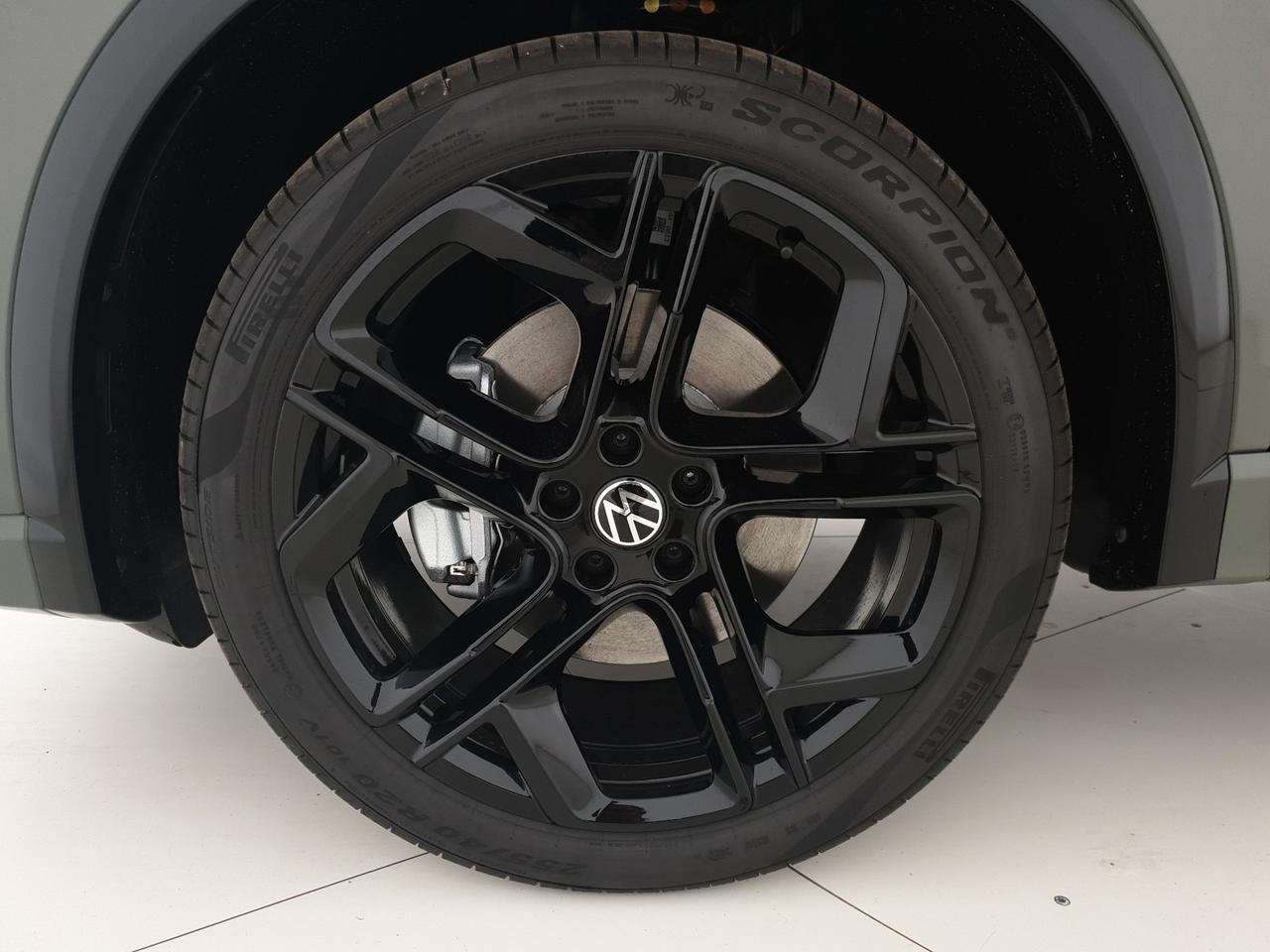 Volkswagen Tiguan 1.5 tsi ehybrid r-line plus 204cv dsg