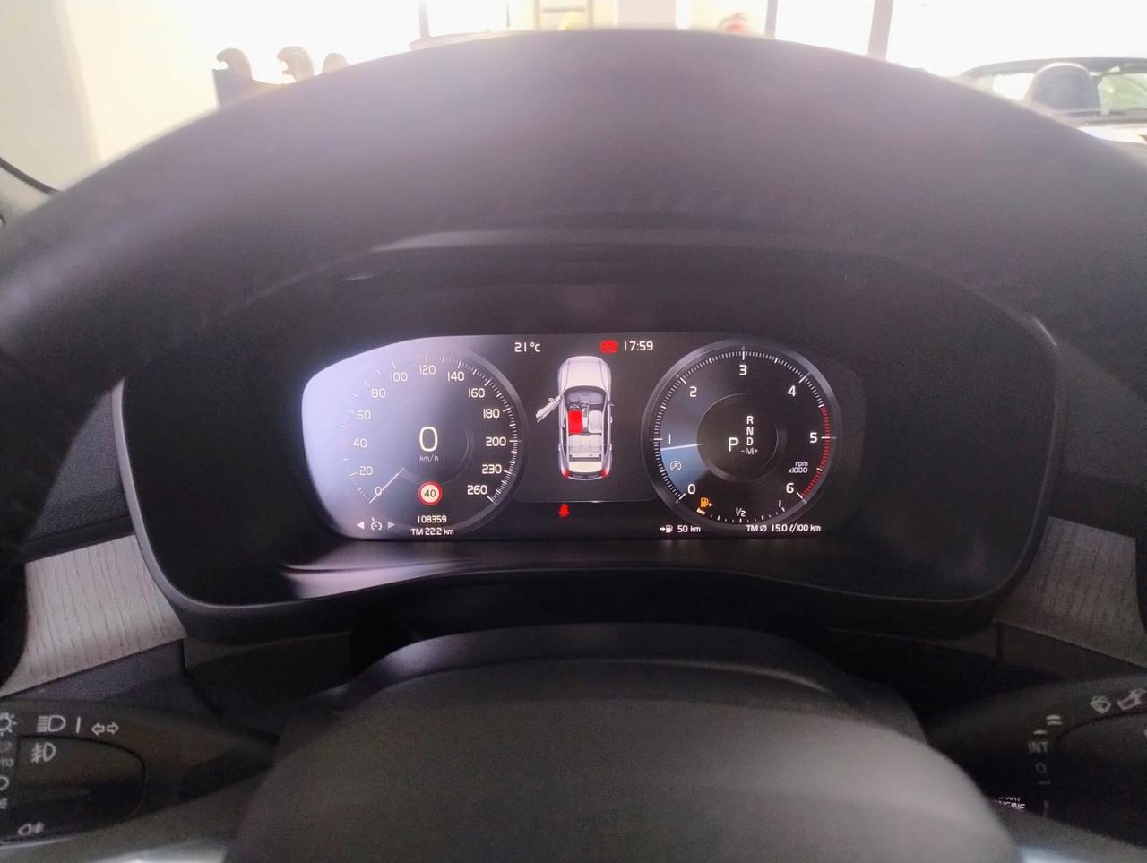 Volvo XC40 D3 Geartronic Inscription Autocarro N1