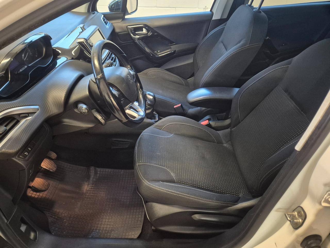 Peugeot 208 BlueHDi 100 5 porte GT Line PERFETTA