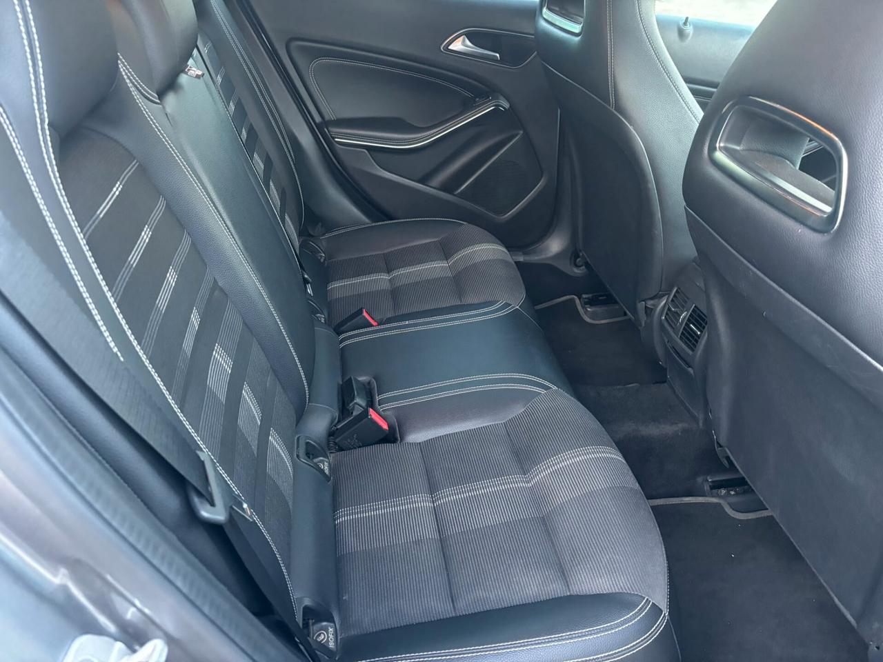 Mercedes-benz GLA 200 Sport