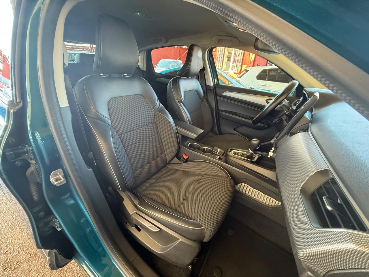 Arkana Hybrid E-Tech 145 CV R.S.Line Fast Track-unipro-