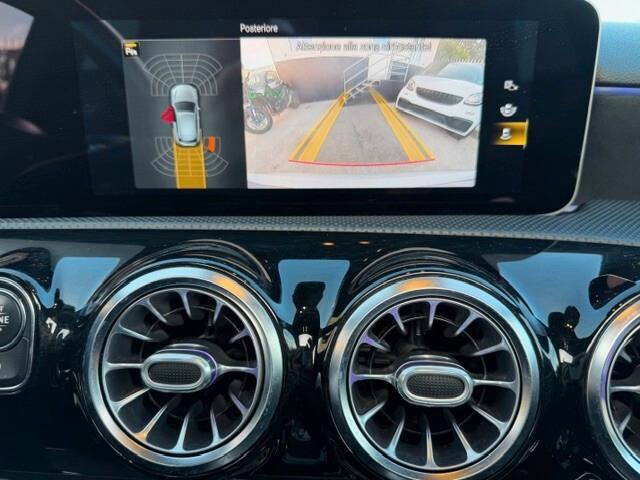 Mercedes-benz A 180 d AMG Premium