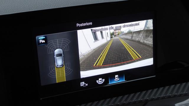 MERCEDES-BENZ A 180 d Automatic Business