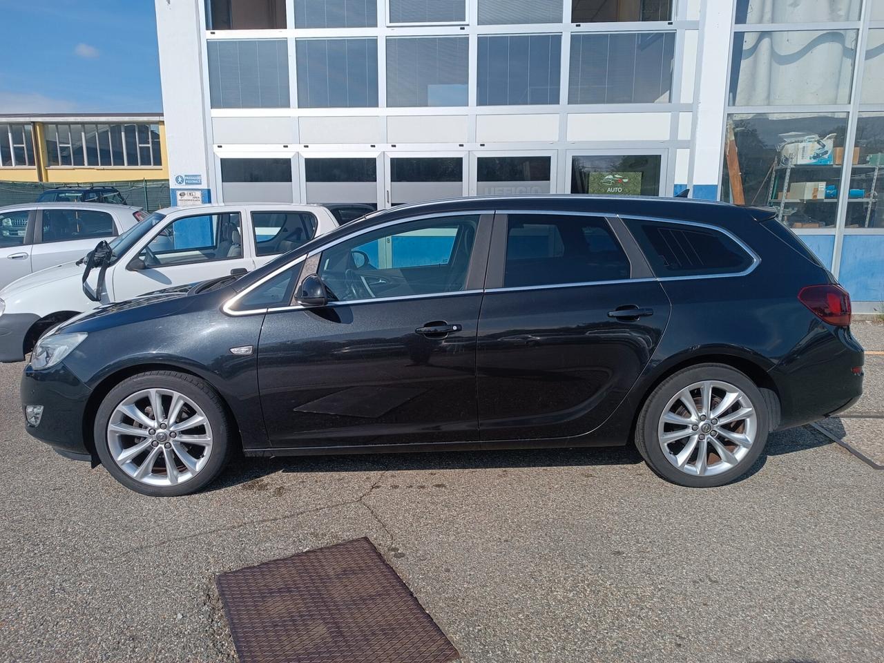 Opel Astra 1.4 Turbo 140CV Sports Tourer Cosmo