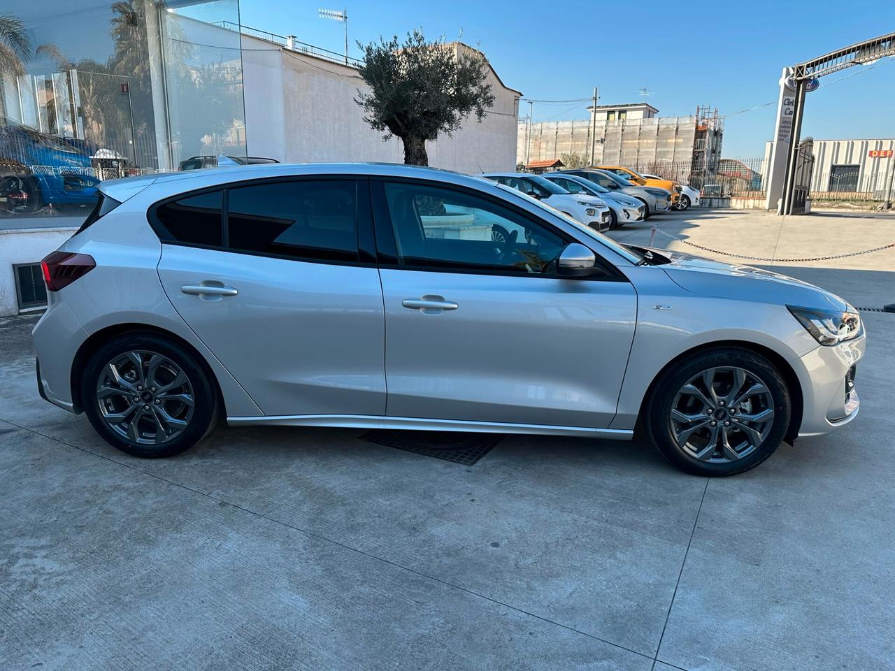 Ford Focus 1.0 EcoBoost Hybrid 125 CV 5p. ST-Line X