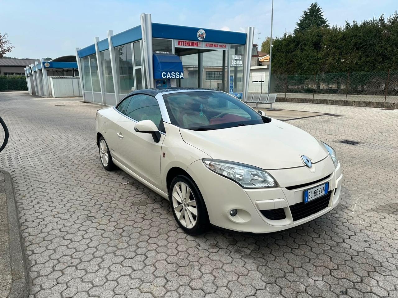 Renault Megane Mégane C-C 1.5 dCi 110CV Floride
