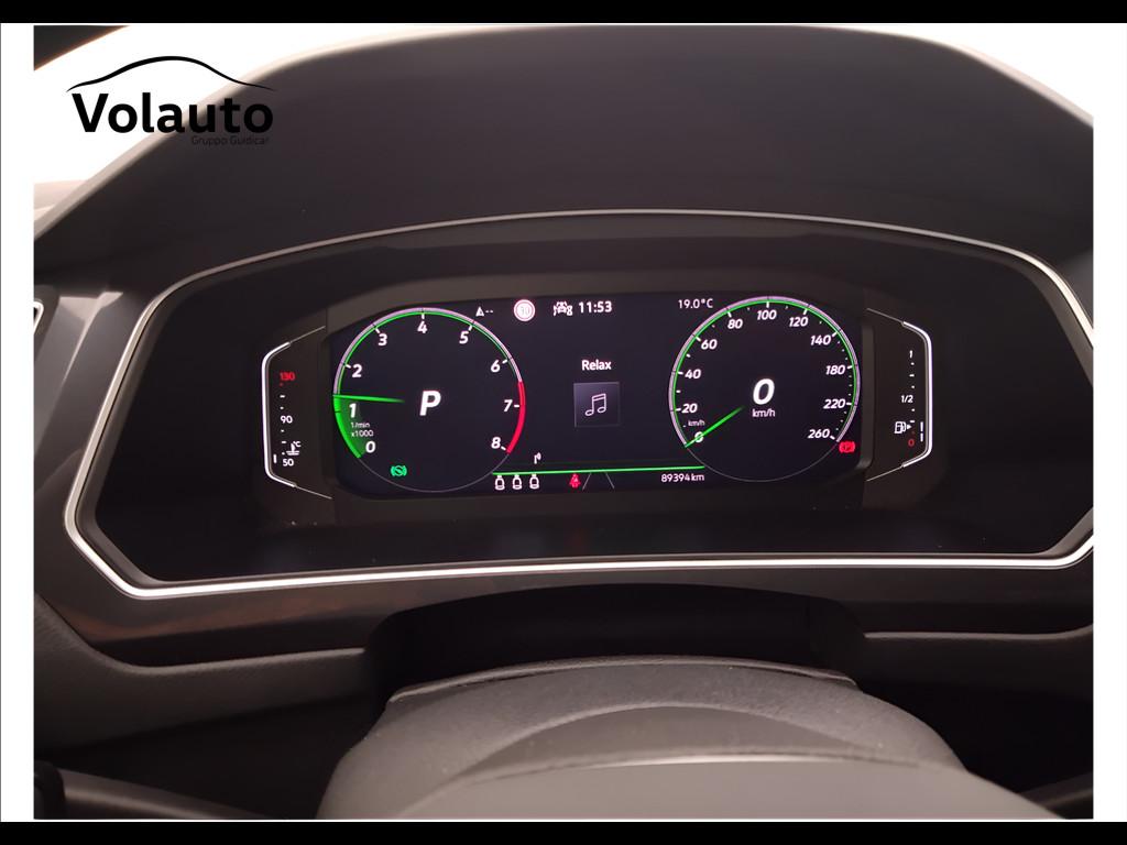 VOLKSWAGEN Tiguan II 2021 - Tiguan 1.5 tsi R-Line 150cv dsg