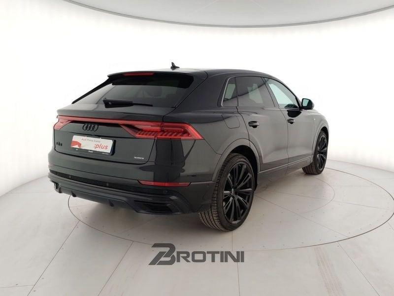 Audi Q8 55 TFSI e quattro tiptronic S-Line Sport