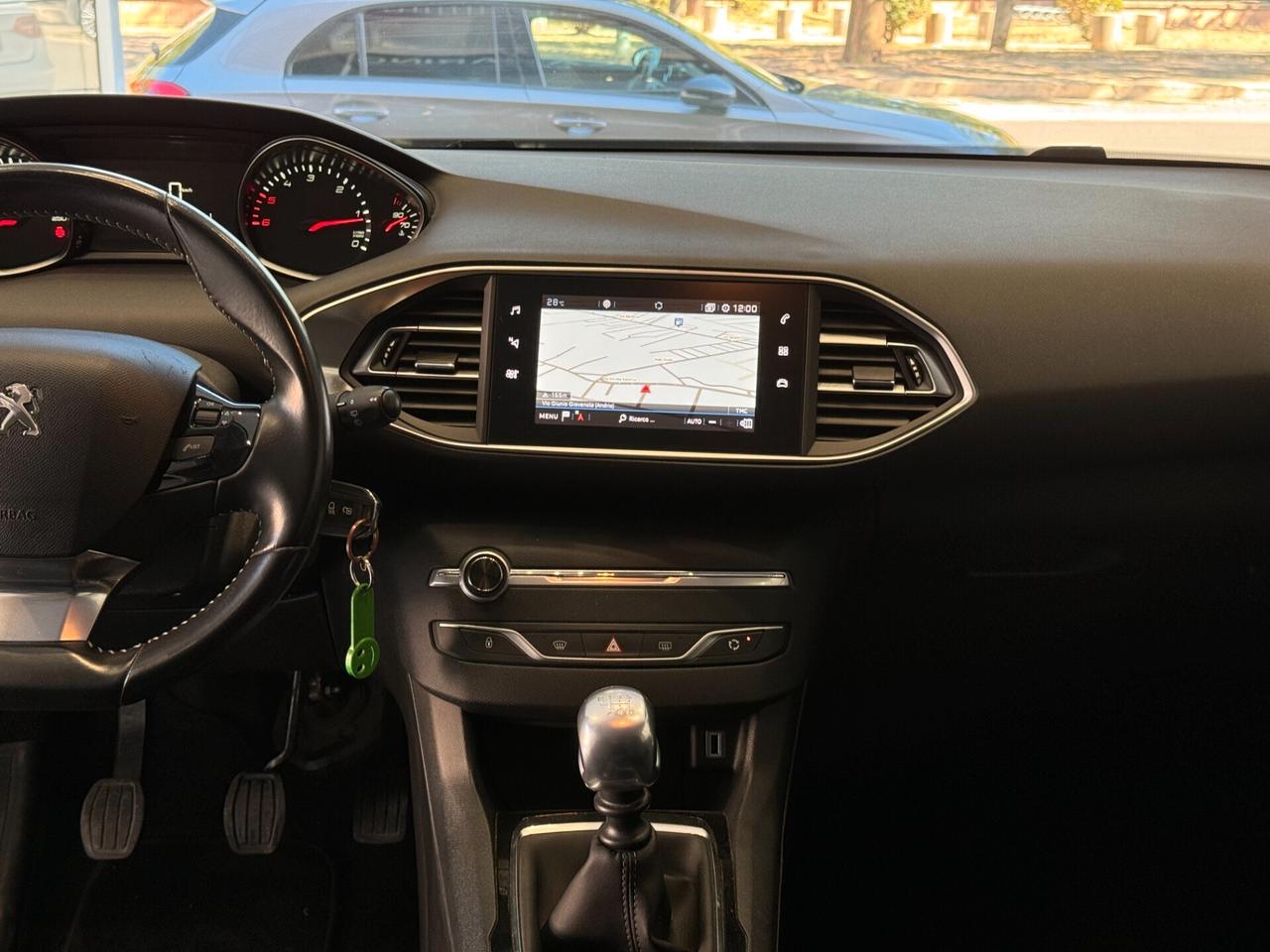 Peugeot 308 BlueHDi 100 S&S "NAV/LED"