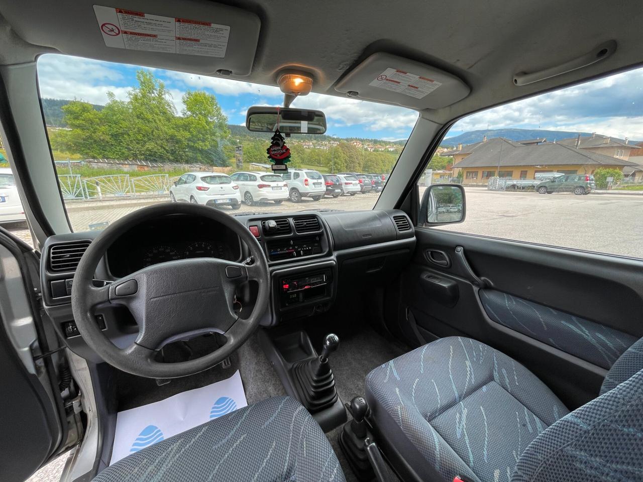 Suzuki Jimny 1.3i 16V cat 4WD JLX