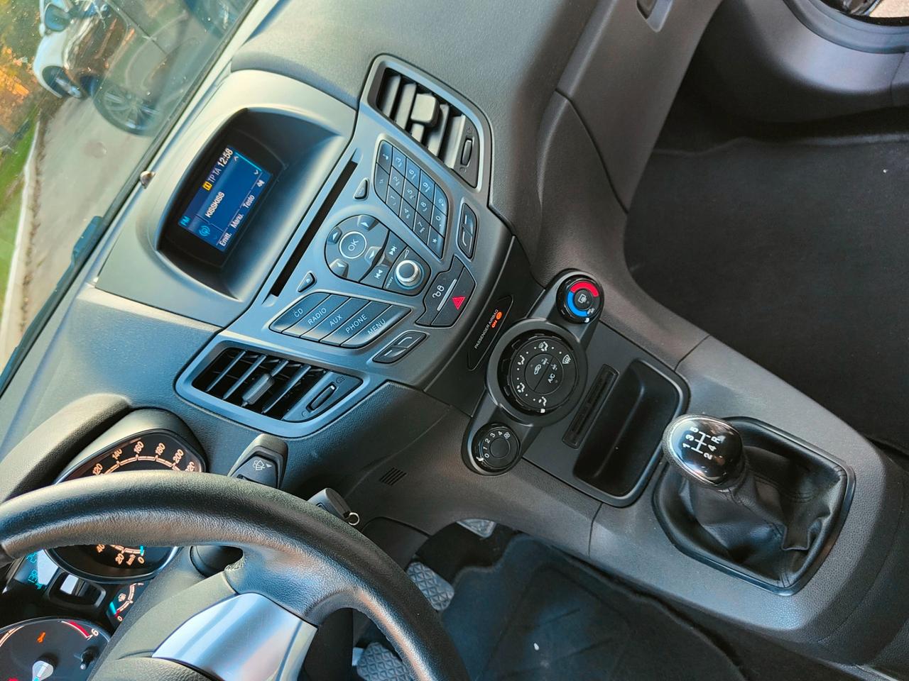 Ford Fiesta 1.5 TDCi 75CV 5 porte Business
