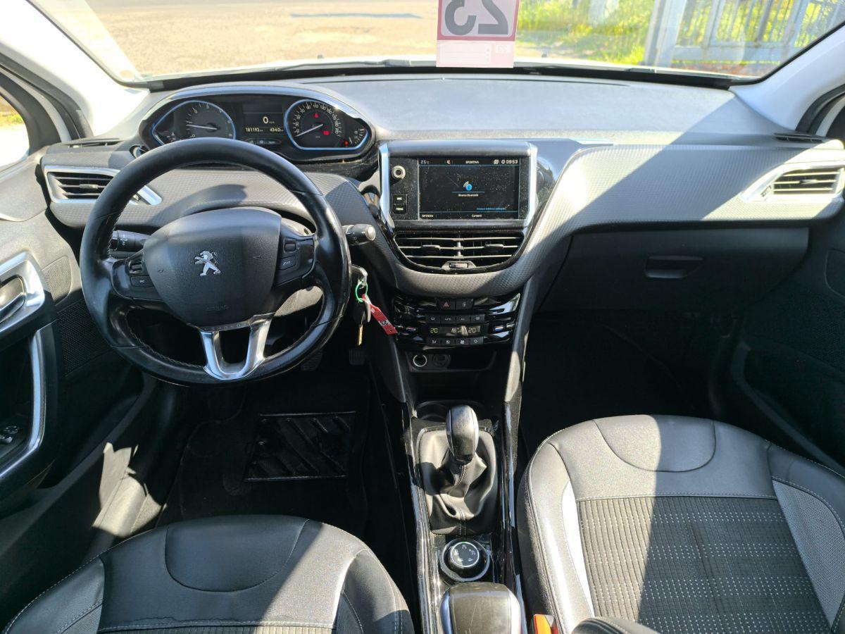 PEUGEOT - 2008 - BlueHDi 100 Allure