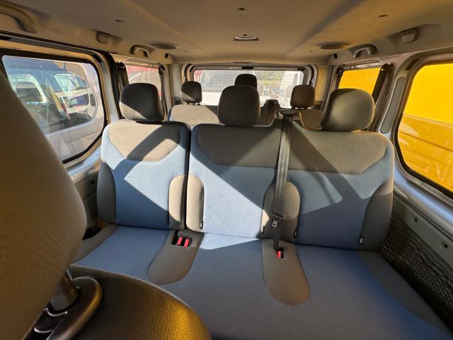 RENAULT Trafic 9 POSTI T27 2.0 dCi/115 PC-TN Passenger Comfort