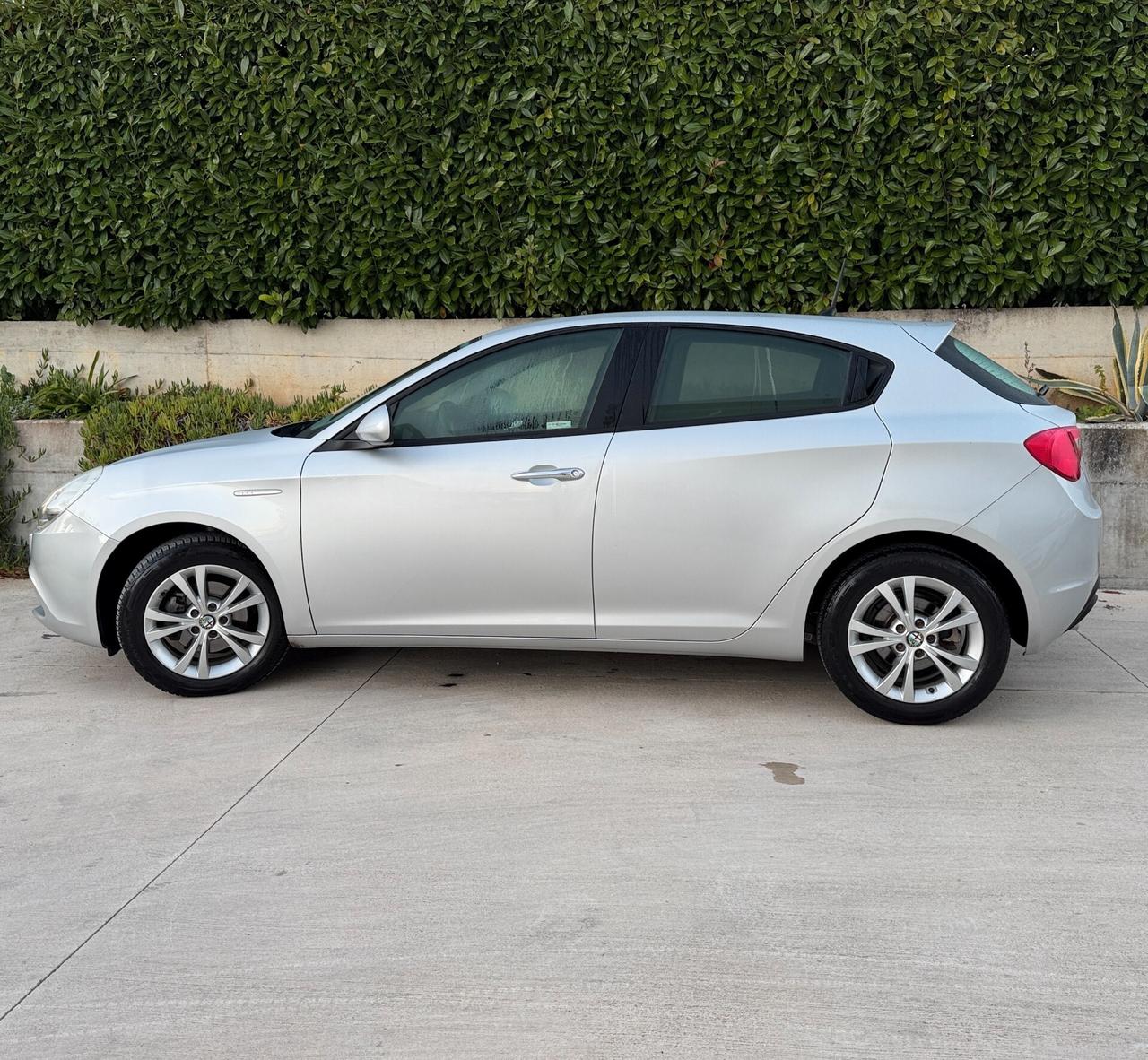 Alfa Romeo Giulietta 1.6 JTDm-2 120 CV Progression