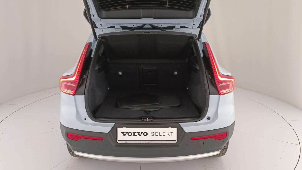 VOLVO XC40 2.0 b3 Core auto