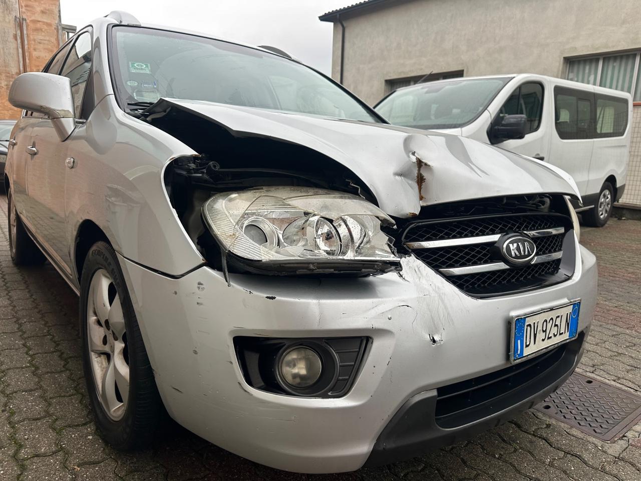 Kia Carens 2.0 16V CRDi VGT Family