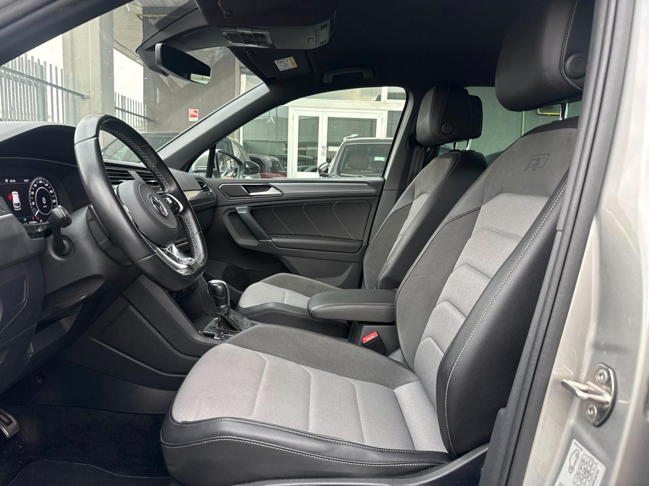 Volkswagen Tiguan 2.0 tdi R-Line 4motion 190cv dsg RLINE