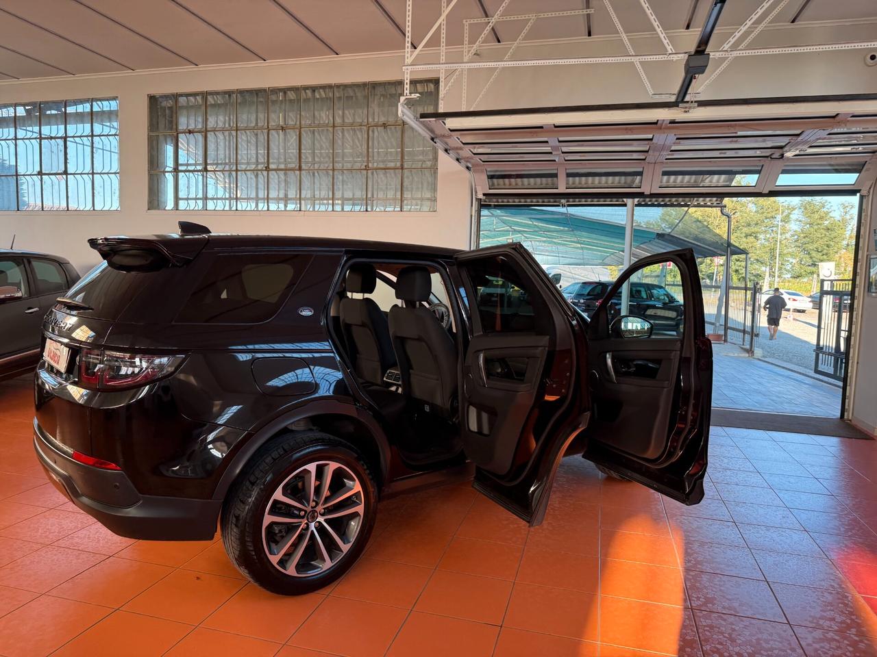 Land Rover Discovery Sport 2.0 eD4 150 CV 2WD SE