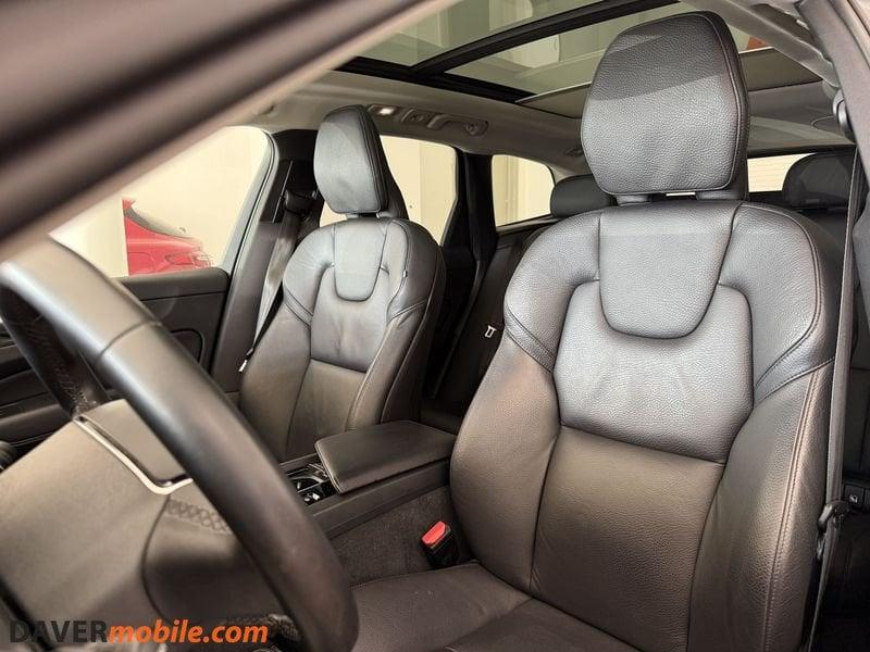 Volvo XC60 B4 D AWD automatico Ultimate Dark AUTOCARRO + IVA
