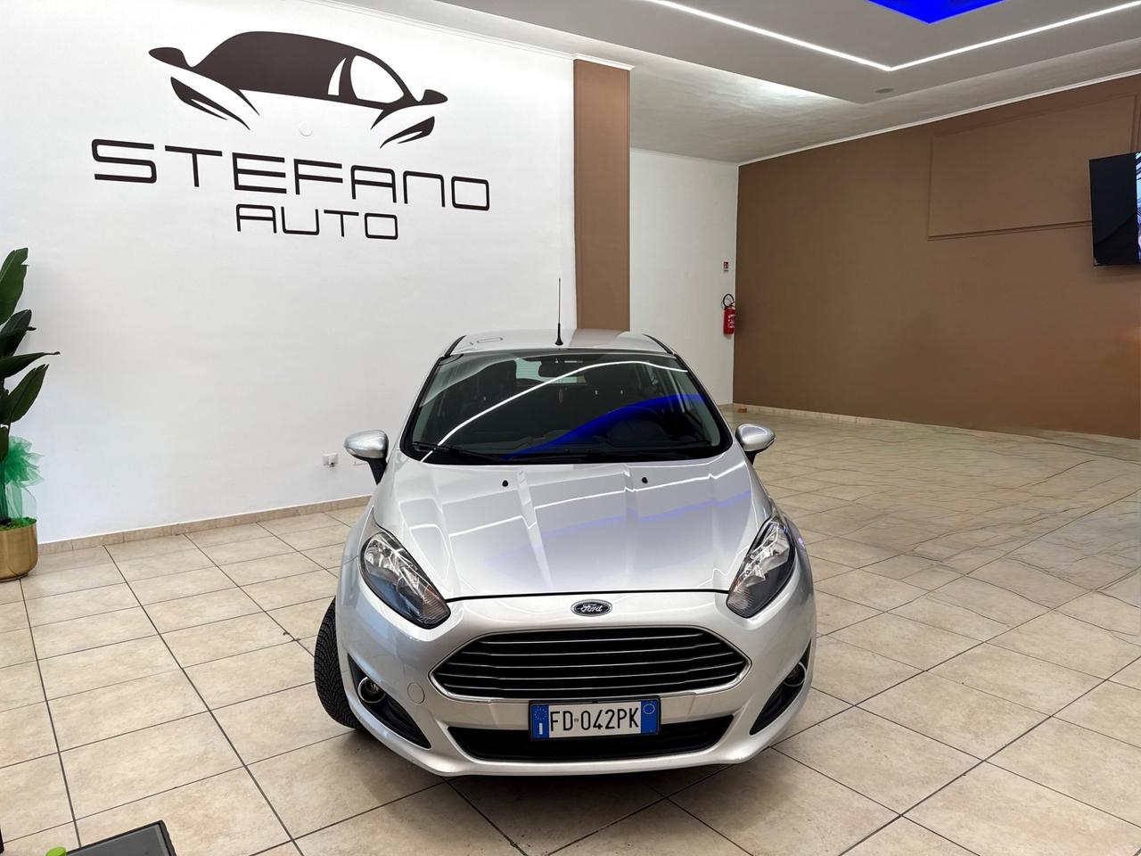 Ford Fiesta 1.5 TDCi 75CV 5 porte Titanium