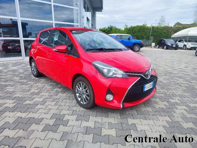 TOYOTA Yaris 1.0 5 porte Lounge