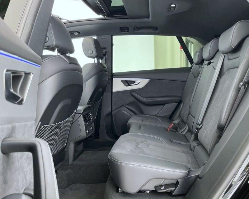 Audi Q8 Q8 SUV 45 TDI quattro tiptronic S line edition