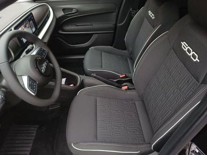 FIAT 600 1.2 hybrid 110cv auto
