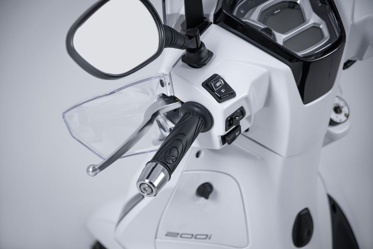 Kymco People 200i abs e5+