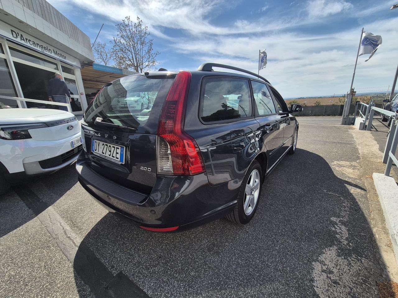 Volvo V50 2.0 D cat Kinetic OUTLET D'ARCANGELO MOTOR